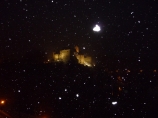 Noční osvětlení středověkého hradu